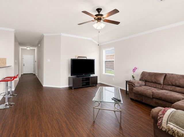 9111 Saint Laurent Lane, Houston, TX 77044