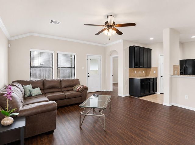 9111 Saint Laurent Lane, Houston, TX 77044