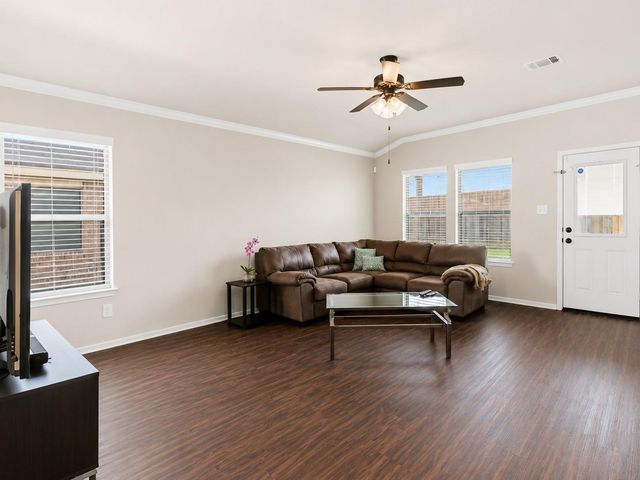 9111 Saint Laurent Lane, Houston, TX 77044