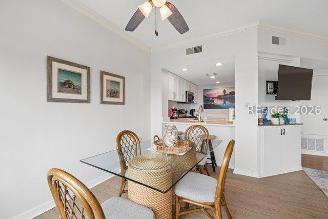 2 Shelter Cove Ln Apt 202, Hilton Head Island, SC 29928