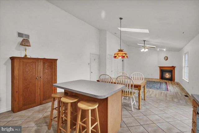 3305 REGENCY DR, Reading, PA 19608