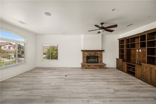15 Mayflower, Aliso Viejo, CA 92656