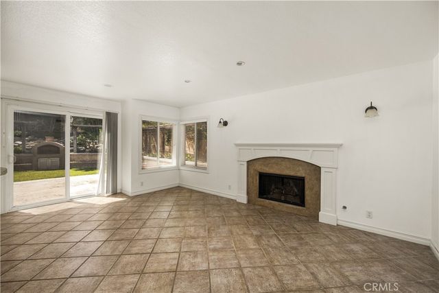 15 Mayflower, Aliso Viejo, CA 92656