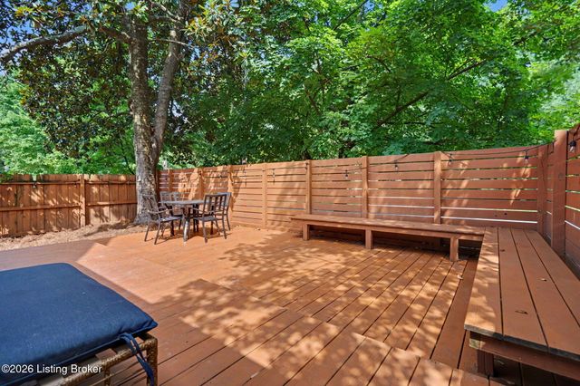 2140 Emerson Ave, Louisville, KY 40205