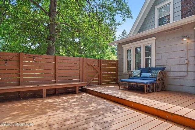 2140 Emerson Ave, Louisville, KY 40205