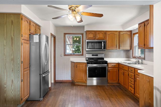 8965 Patterson Street, St. John, IN 46373