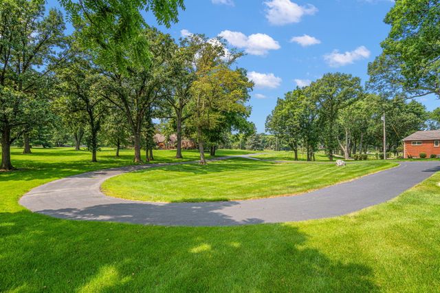 8965 Patterson Street, St. John, IN 46373