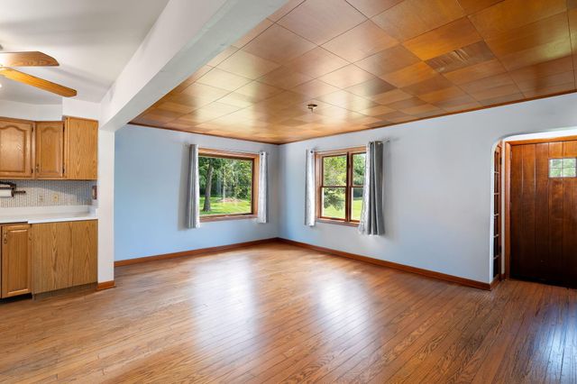8965 Patterson Street, St. John, IN 46373