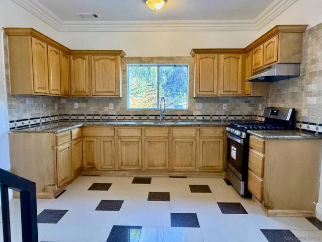 3024 46th Street, San Diego, CA 92105