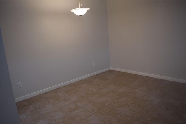 16120 Stuebner Airline Road 105, Spring, TX 77379