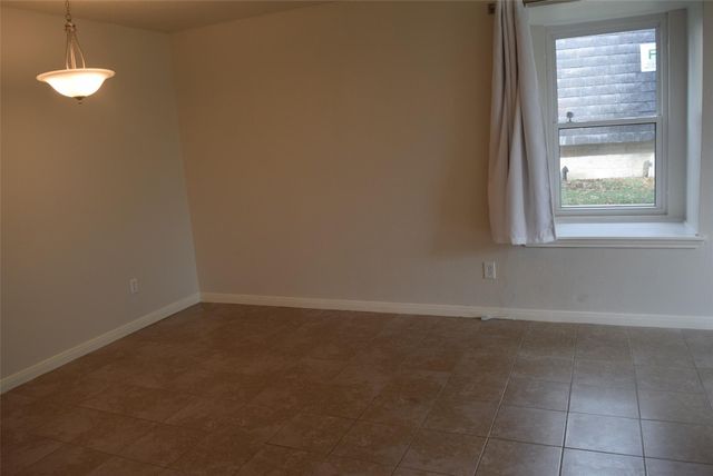 16120 Stuebner Airline Road 105, Spring, TX 77379