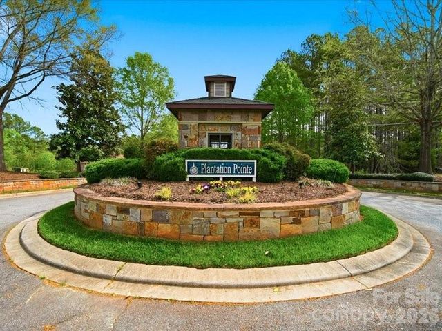 6074 Plantation Pointe Drive, Granite Falls, NC 28630
