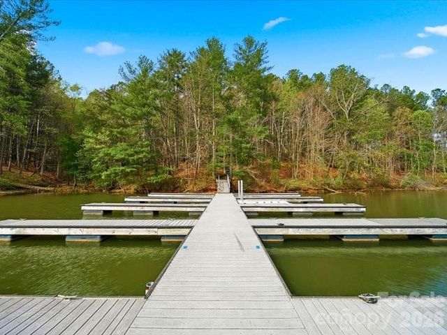 6074 Plantation Pointe Drive, Granite Falls, NC 28630