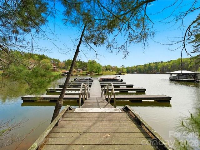 6074 Plantation Pointe Drive, Granite Falls, NC 28630