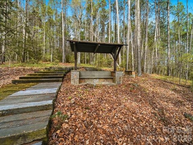 6074 Plantation Pointe Drive, Granite Falls, NC 28630