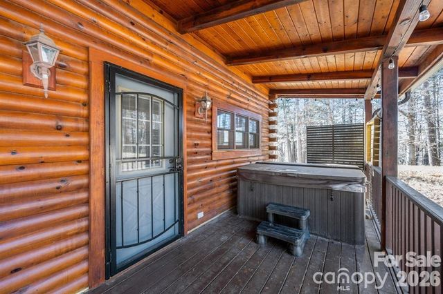 40 Chambers Drive, Weaverville, NC 28787