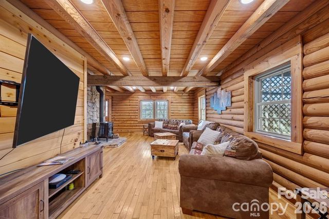 40 Chambers Drive, Weaverville, NC 28787