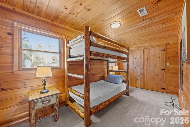 40 Chambers Drive, Weaverville, NC 28787