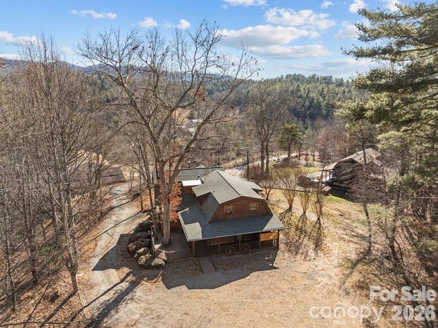 40 Chambers Drive, Weaverville, NC 28787