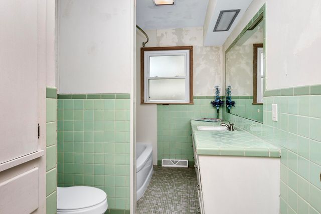 1623 S Link Avenue, Springfield, MO 65804