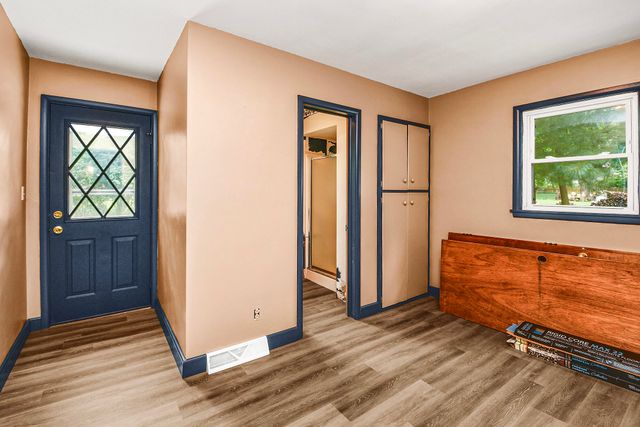 1623 S Link Avenue, Springfield, MO 65804