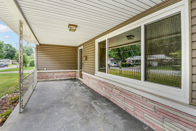 1623 S Link Avenue, Springfield, MO 65804