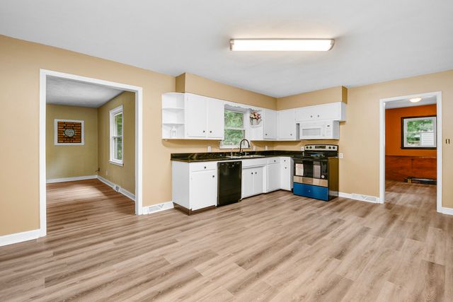 1623 S Link Avenue, Springfield, MO 65804