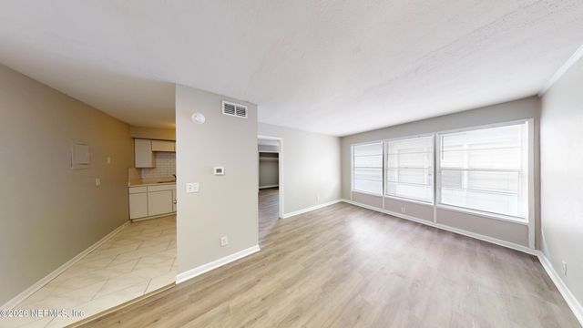 2877 POST Street 5, Jacksonville, FL 32205