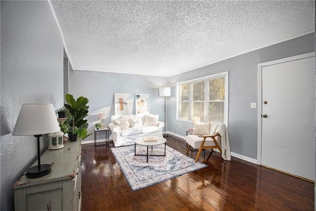 9812 Marsh Avenue, Kansas City, MO 64134