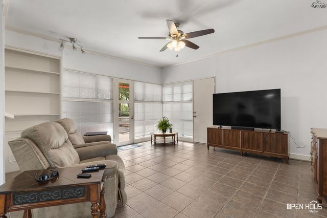 2904 STURDEVANDT PLACE, Wichita Falls, TX 76309