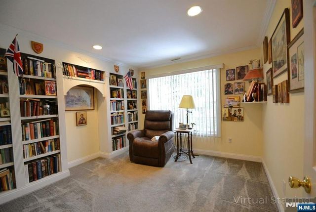 4 Chanda Court, Clifton, NJ 07012