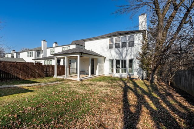 1915A Overhill Dr, Nashville, TN 37215