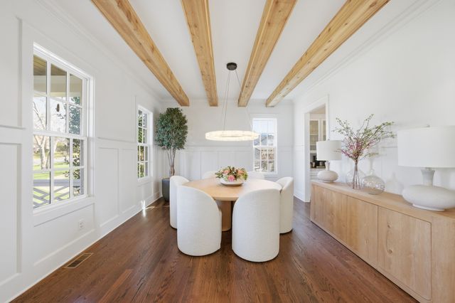 1915A Overhill Dr, Nashville, TN 37215