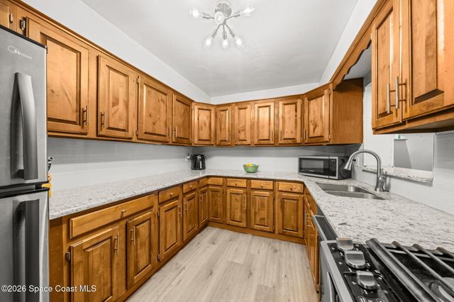 245 E Lauren Court, Merritt Island, FL 32952