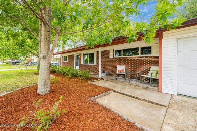 245 E Lauren Court, Merritt Island, FL 32952