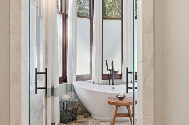 9825 Grand Summit BLVD, Dripping Springs, TX 78620