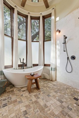 9825 Grand Summit BLVD, Dripping Springs, TX 78620