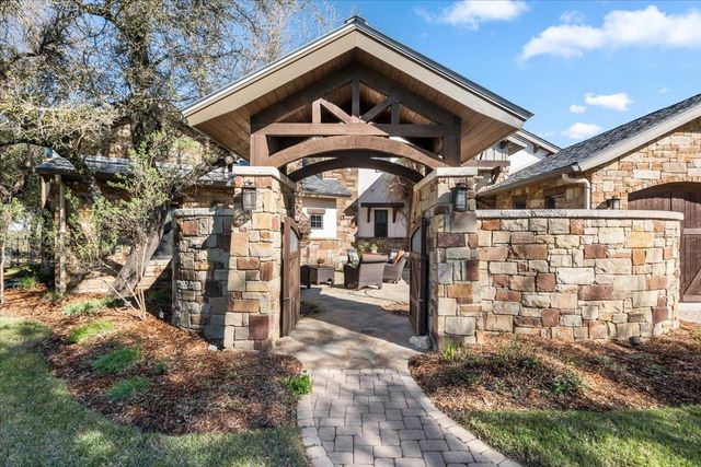 9825 Grand Summit BLVD, Dripping Springs, TX 78620