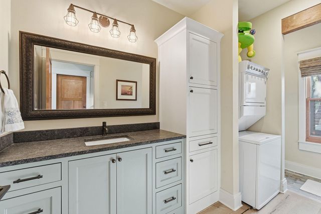 9825 Grand Summit BLVD, Dripping Springs, TX 78620