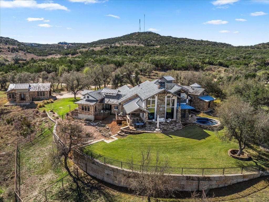 9825 Grand Summit BLVD, Dripping Springs, TX 78620