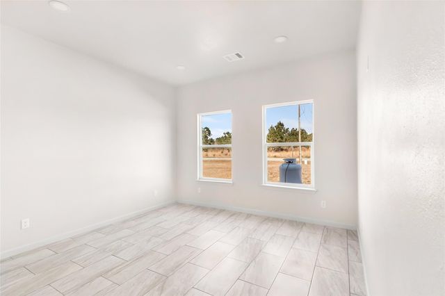 111 County Road 5122 B, Cleveland, TX 77327