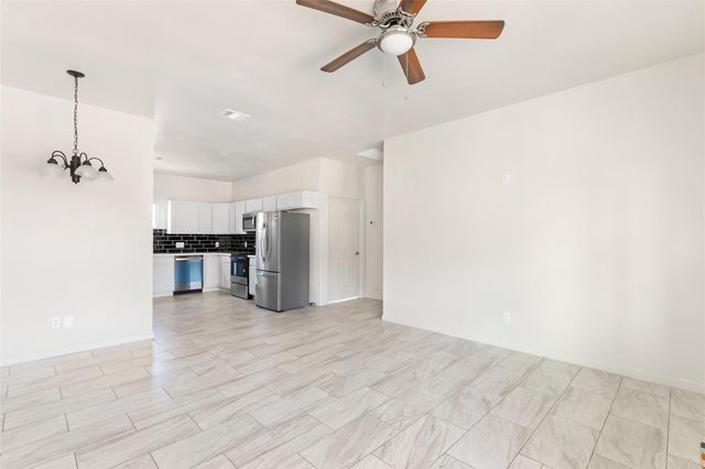 111 County Road 5122 B, Cleveland, TX 77327
