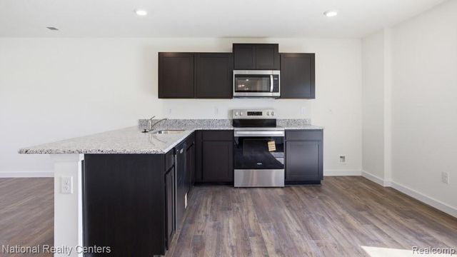 10465 Valley Drive, Goodrich, MI 48438