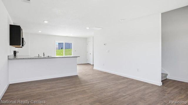10465 Valley Drive, Goodrich, MI 48438