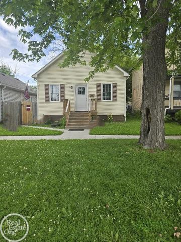 1115 Griswold Street, Port Huron, MI 48060