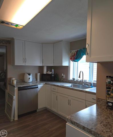1115 Griswold Street, Port Huron, MI 48060