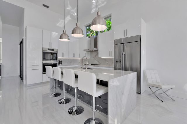 4088 NW Briarcliff Circle, Boca Raton, FL 33496