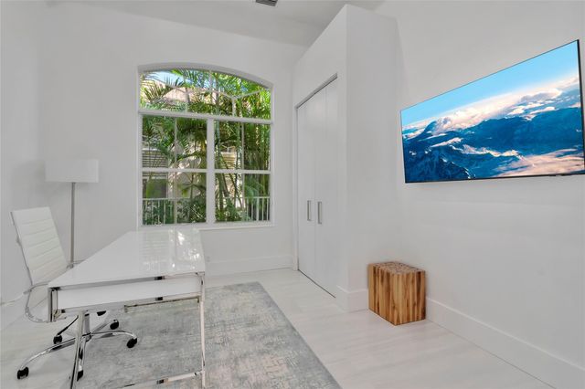 4088 NW Briarcliff Circle, Boca Raton, FL 33496