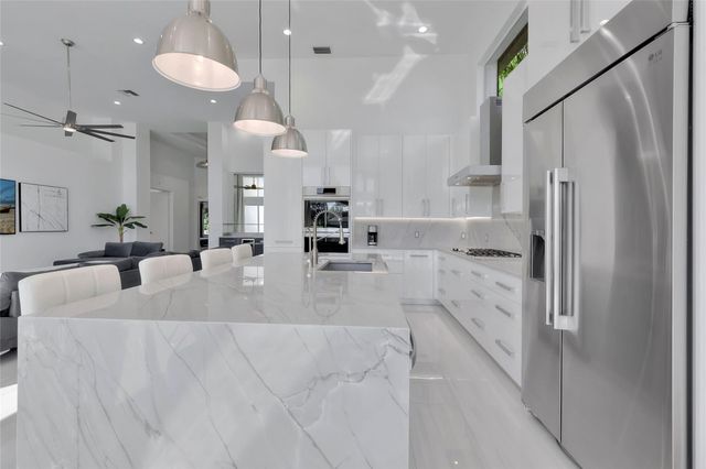 4088 NW Briarcliff Circle, Boca Raton, FL 33496