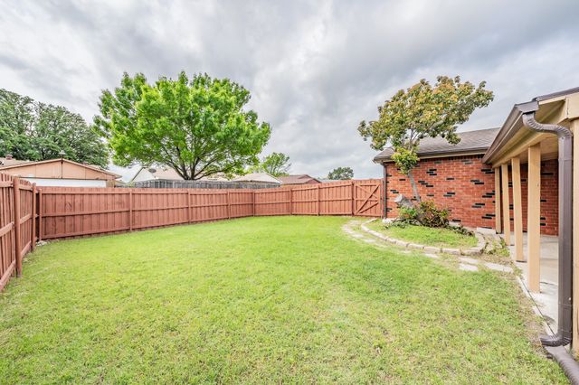 5605 Squires Drive, The Colony, TX 75056